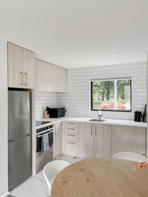Appartamento Hagley Park Townhouse Christchurch Esterno foto